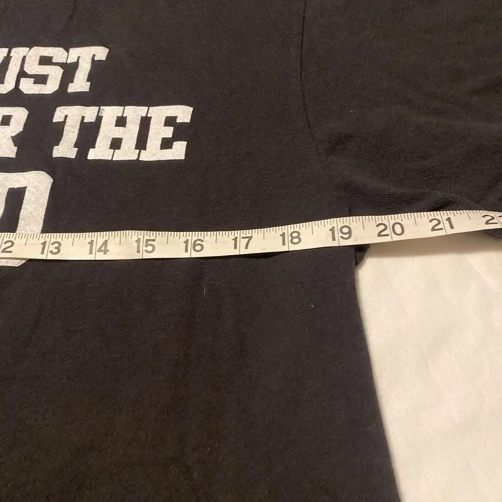 BLACK & WHITE I'M JUST HERE FOR THE FOOD MENS T-SHIRT SIZE LARGE GRAPHIC TEE FUN - Picture 10 of 13